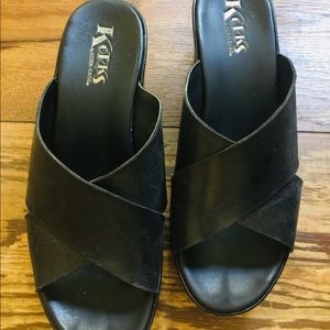 Korks Madera Black Wedge Size 10 🖤